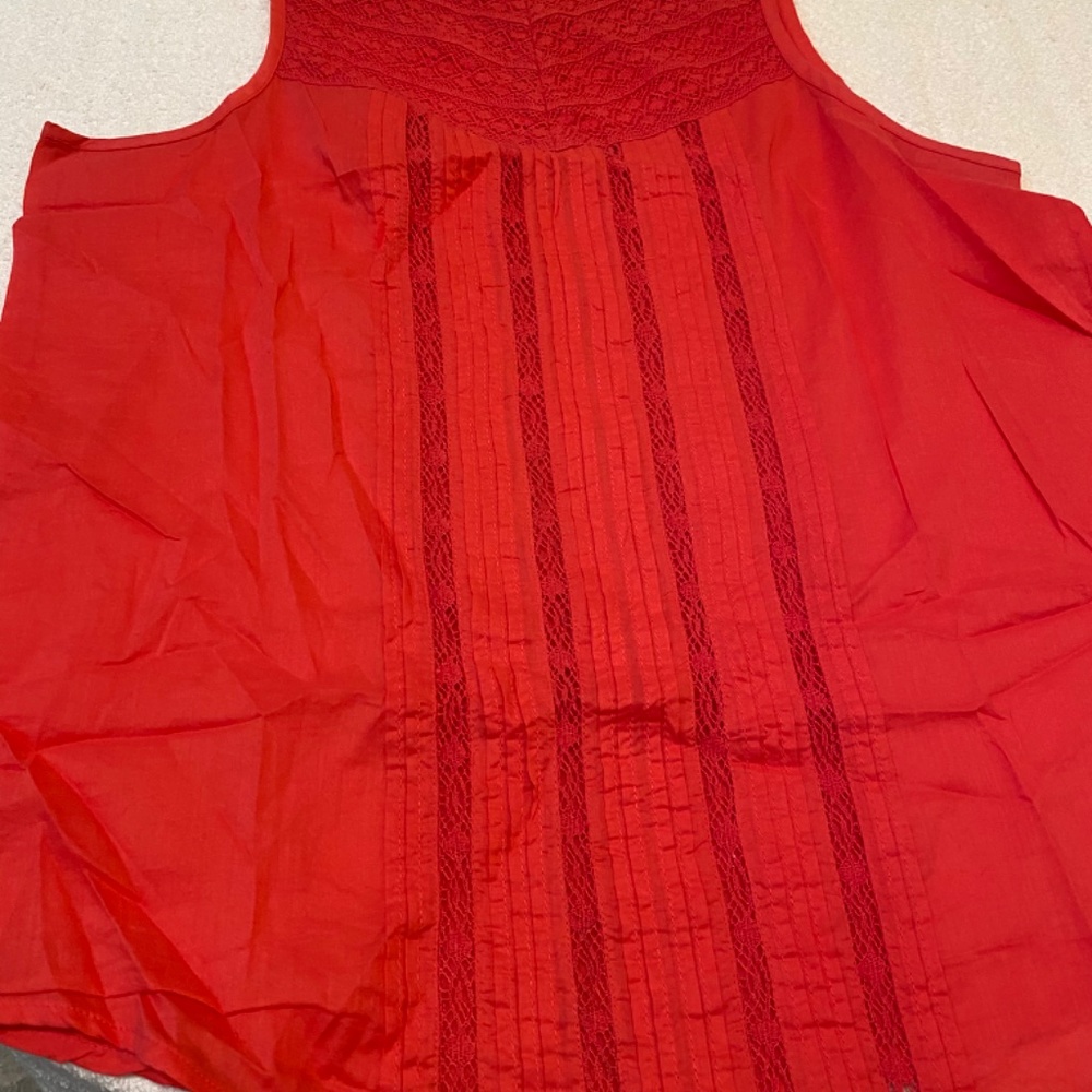 Gap Tank - Picture 2 of 2